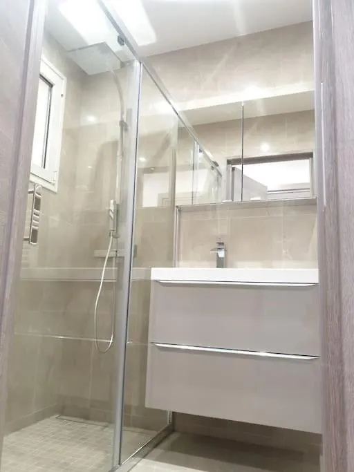 F3 Dans Une Villa Supercannes 발로리스