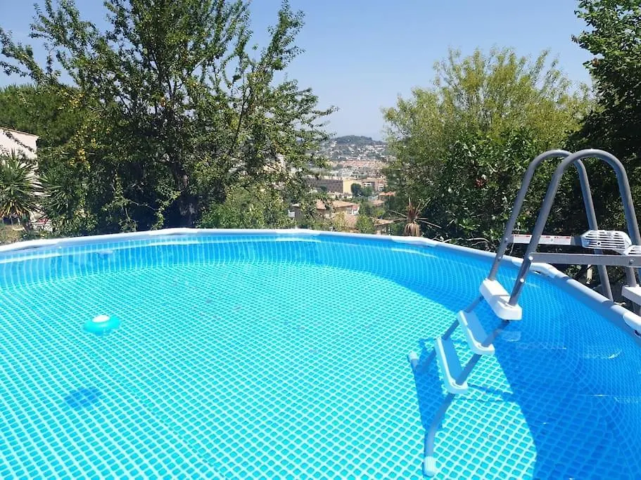 F3 Dans Une Villa Supercannes 발로리스